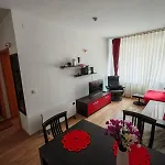 Alpine Relax Free & Pool Apartment