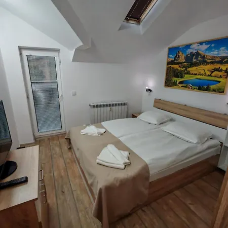 Alpine Relax Free & Pool * 팜포로보