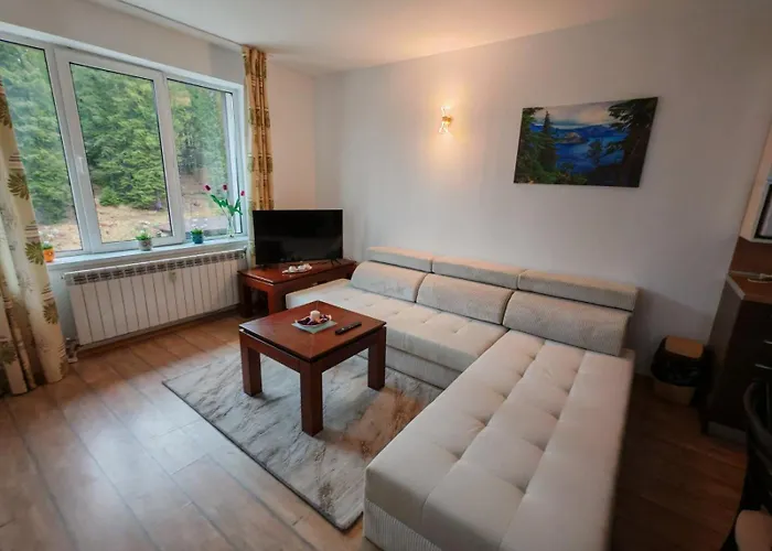 Alpine Relax Free & Pool 팜포로보