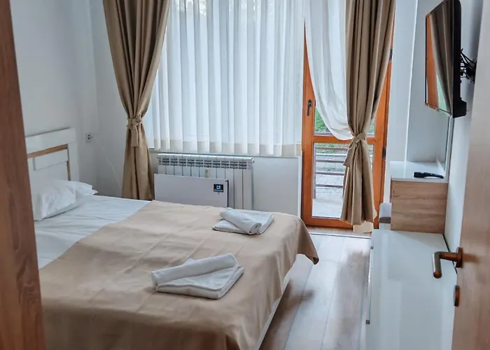 Alpine Relax Free & Pool * 팜포로보